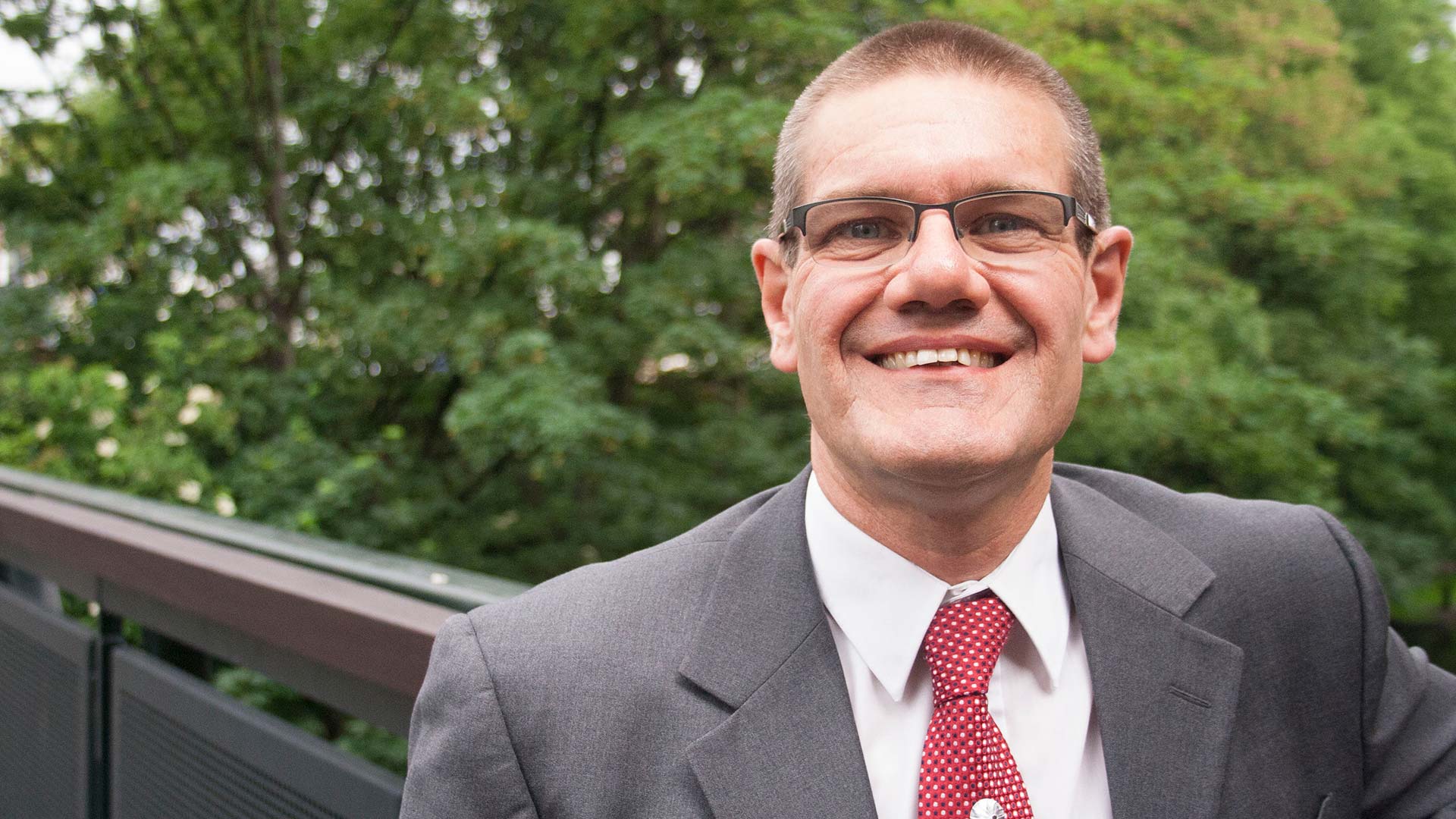 Dr Simon Barrans